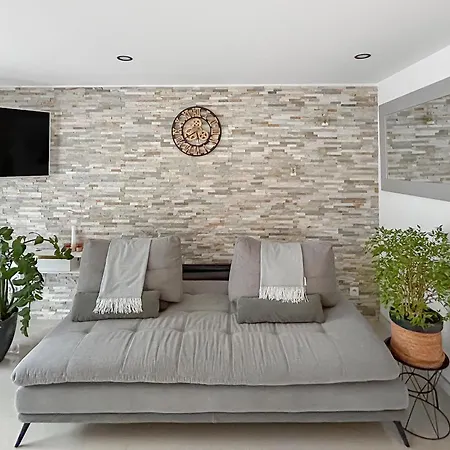아파트 Escapade A - T2 Cosy, Clim & Balcon *