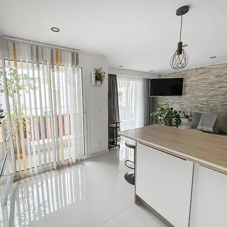 Escapade A - T2 Lumineux Avec Balcon & Clim * ニース
