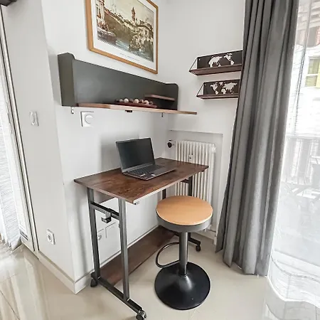 Escapade A - T2 Cosy, Clim & Balcon Apartment